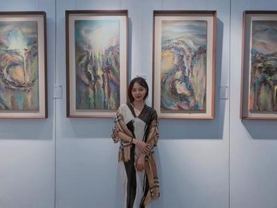 廈門新銳美女藝術家上美西舟亮相2019中國(廈門)國際收藏投資博覽會，專業會務服務護航藝術之旅